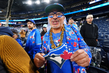 Blue Jays Fans Hold Steadfast Optimism Ahead of Crucial Game 3 in World Series