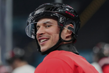 Чоловіча хокейна збірна Канади розпочинає шлях до золота на Олімпіаді з матчем проти Чехії