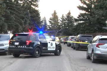 Чоловікові в Калгарі пред'явлено звинувачення у вбивстві другого ступеня після підозрілої смерті 50-річного місцевого жителя