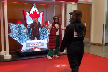 Калгарці вболівають за спортсменів і пробують олімпійські види спорту на першому зимовому фан-фесті Команди Канади