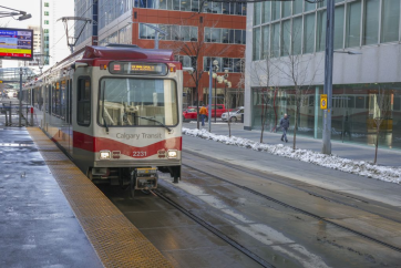 Calgary Transit запрошує мешканців взяти участь у опитуванні про майбутнє зони безкоштовного проїзду в центрі міста