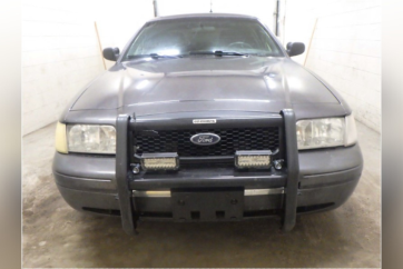 Чоловіка з Альберти звинуватили у самовільному використанні поліцейського автомобіля з проблисковими маячками