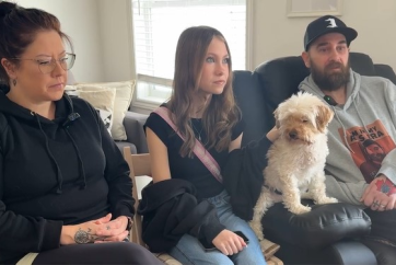 Крадіжка автомобіля позбавила калгарійську пару інвалідного візка та весільної сукні за декілька тижнів до урочистості