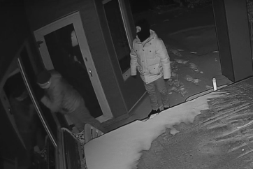 Сім'я в Калгарі стурбована безпекою після спроби пограбування: поліція розслідує інцидент