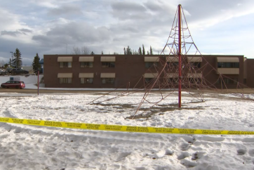 Учні Тамблер Рідж повертаються до занять після трагедії з масовою стріляниною