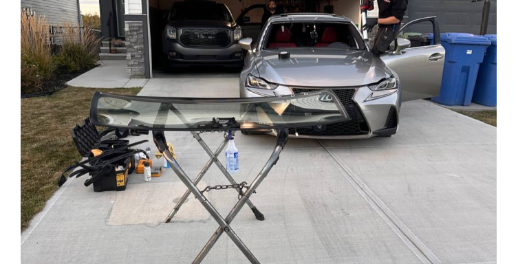 Auto Glass Repair and Replacement
