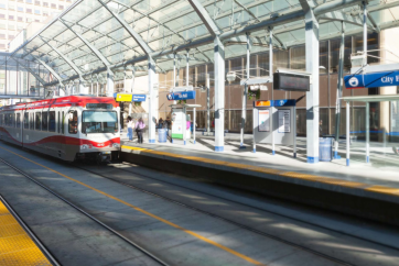 Calgary Transit пропонує спонсорство для зони безкоштовного проїзду: нові можливості для бізнесу та громади