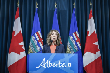 Alberta Premier Doubts Creation of Crown Corporation for Natural Gas Amid Leaked Cabinet Report